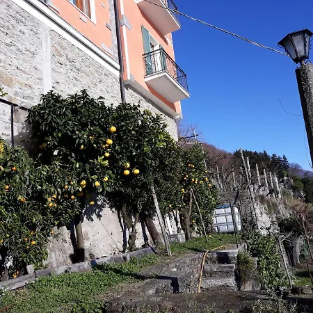 Casa Ai Castelli Apartment
